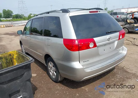 2006 Toyota Sienna Le z USA, uszkodzony, nr VIN 5TDZA23C96S474153